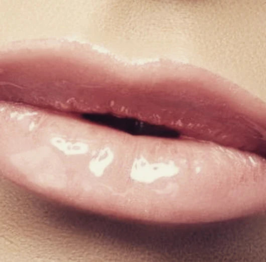 Bougiee Cosmetics Lipgloss Puff-Piece